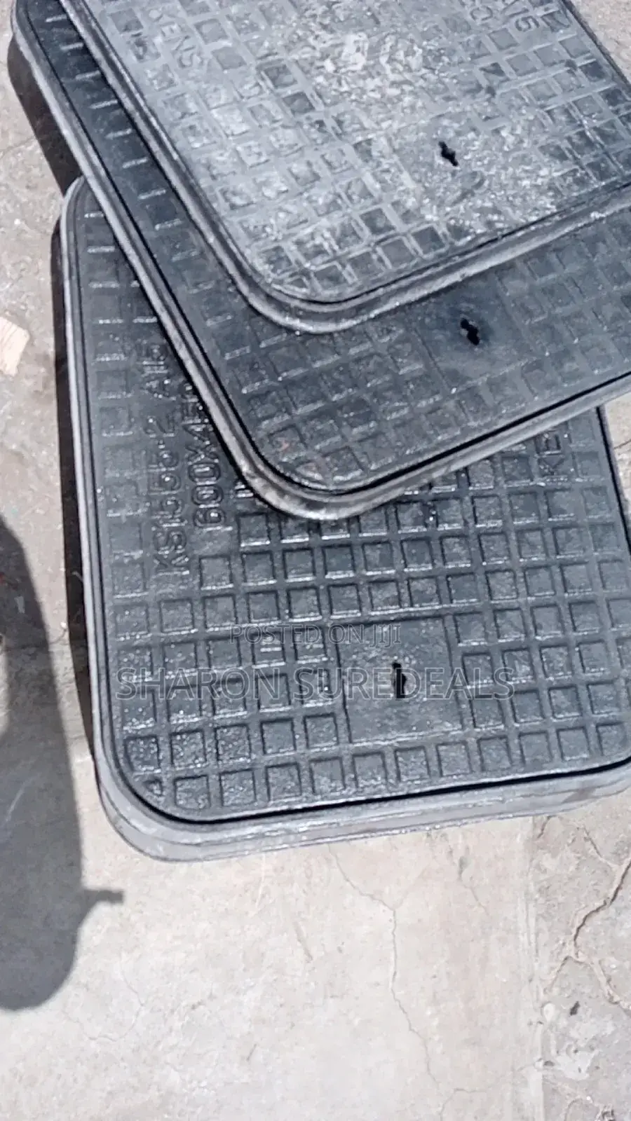 Cast Iron Heavy Duty Manhole Cover 450mm×600mm