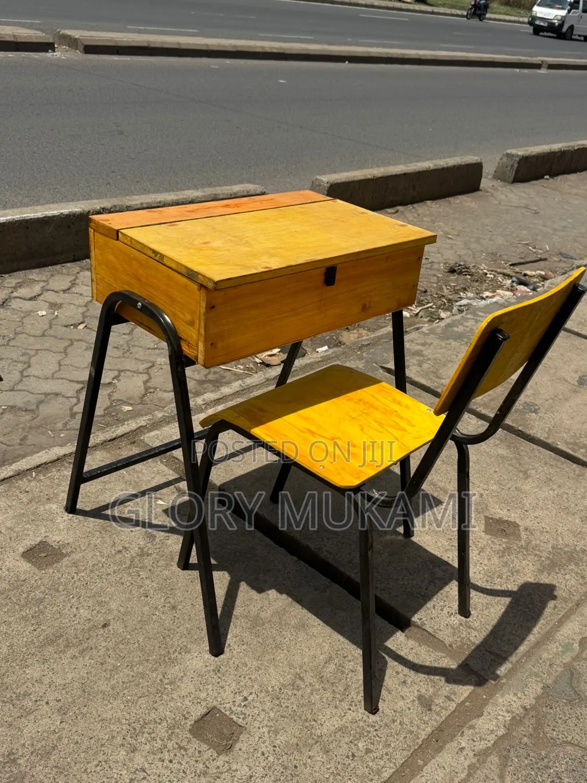 School Lockers And Chair Junior Secondary