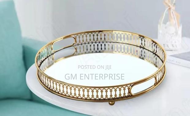 *Vanity Round Decorative Gold Vintage Tray Mirror