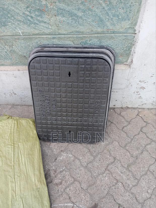 Heavy Load Cast Iron Manhole 700mm×450mm