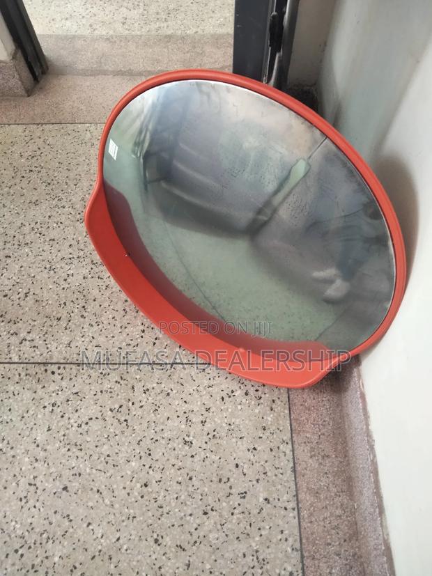 800mm Round Convex Mirror - thumbnail 4
