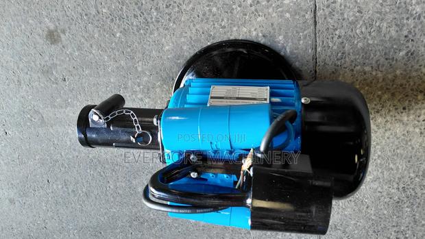 Heavy New Model Portable Electric Vibrator 2horse Power . - thumbnail 4