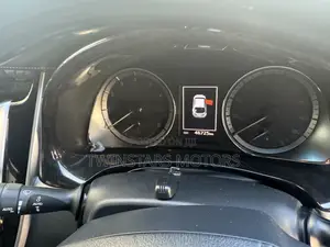 Toyota Harrier 2.0 Turbo 2018 Gray
