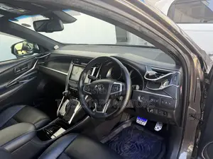 Toyota Harrier 2.0 Turbo 2018 Gray