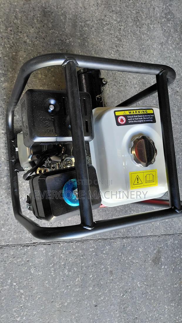 Heavy Dutypoker Vibrator Machine With Petrol Engine. - main view