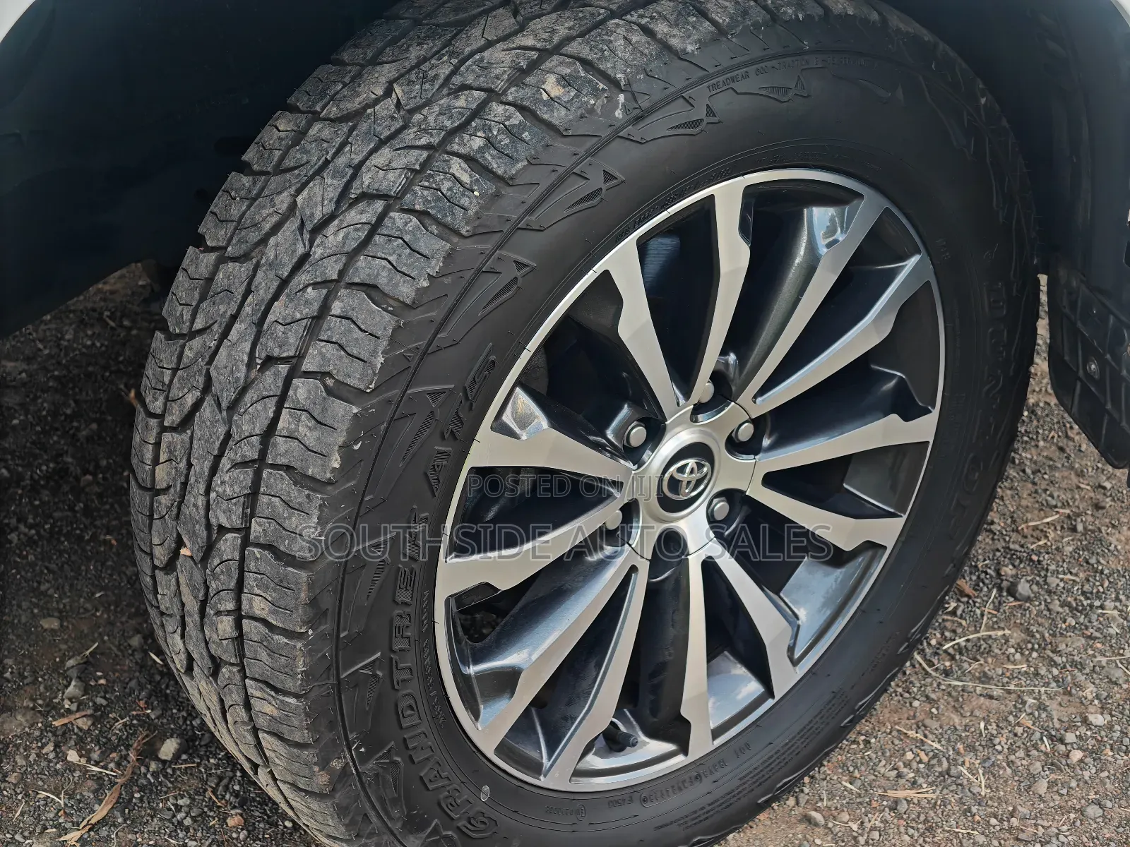 Toyota Land Cruiser Prado 2.7 2019 Pearl
