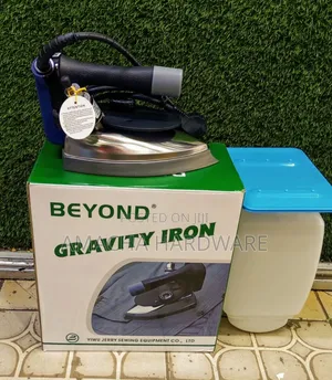 Gravity Steam Iron Box