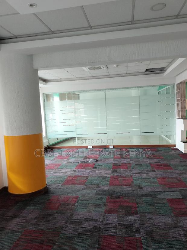 Fitted Office Space - thumbnail 3