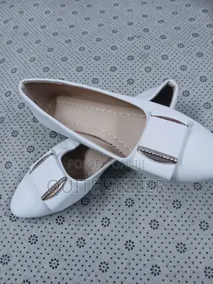 White Office Comfortable Ladies Daily Shoe