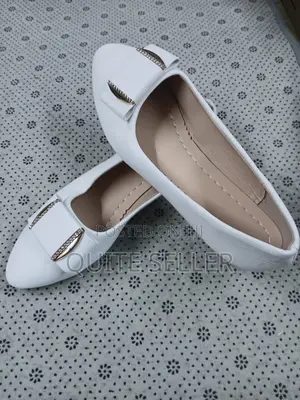 White Office Comfortable Ladies Daily Shoe
