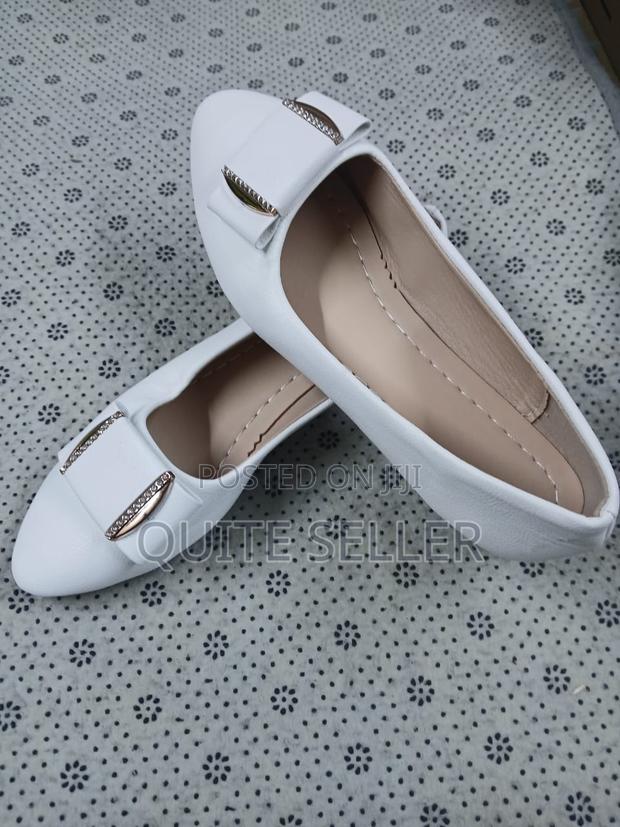 White Office Comfortable Ladies Daily Shoe - thumbnail 3