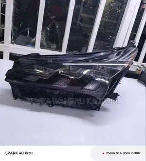 Toyota Lexus Nxx200 Headlight Available