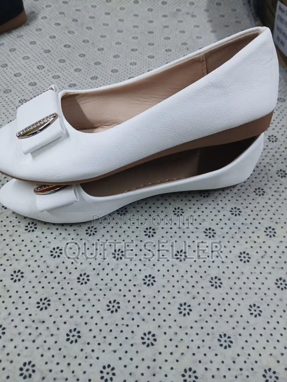 Quality Flat Heel Ladies Shoe 39/43