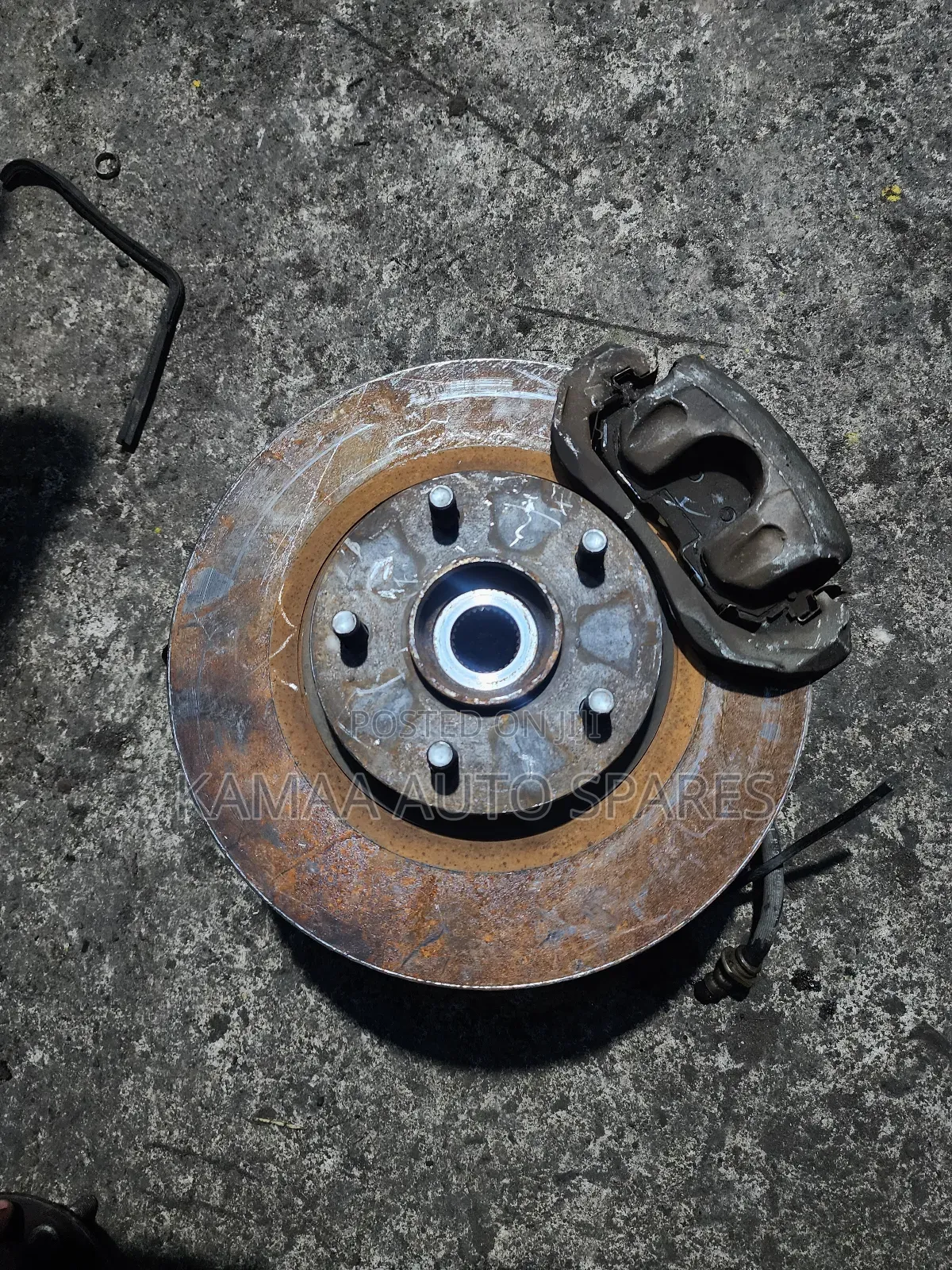 Front Wheel Hubs Nissan Caravan E24/25,Teana,Td27