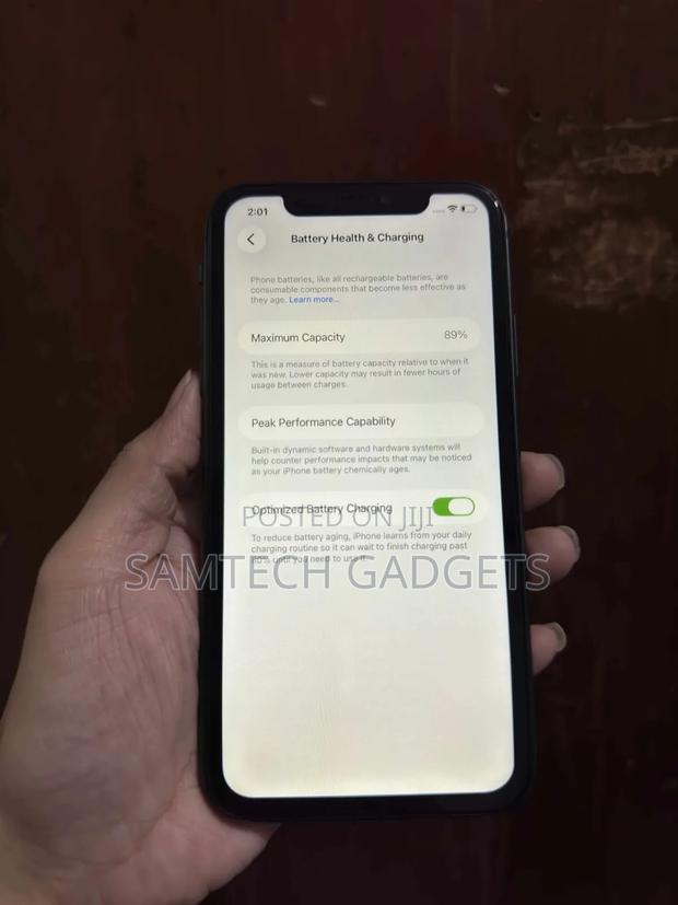 Apple iPhone 11 128 GB Black - thumbnail 3