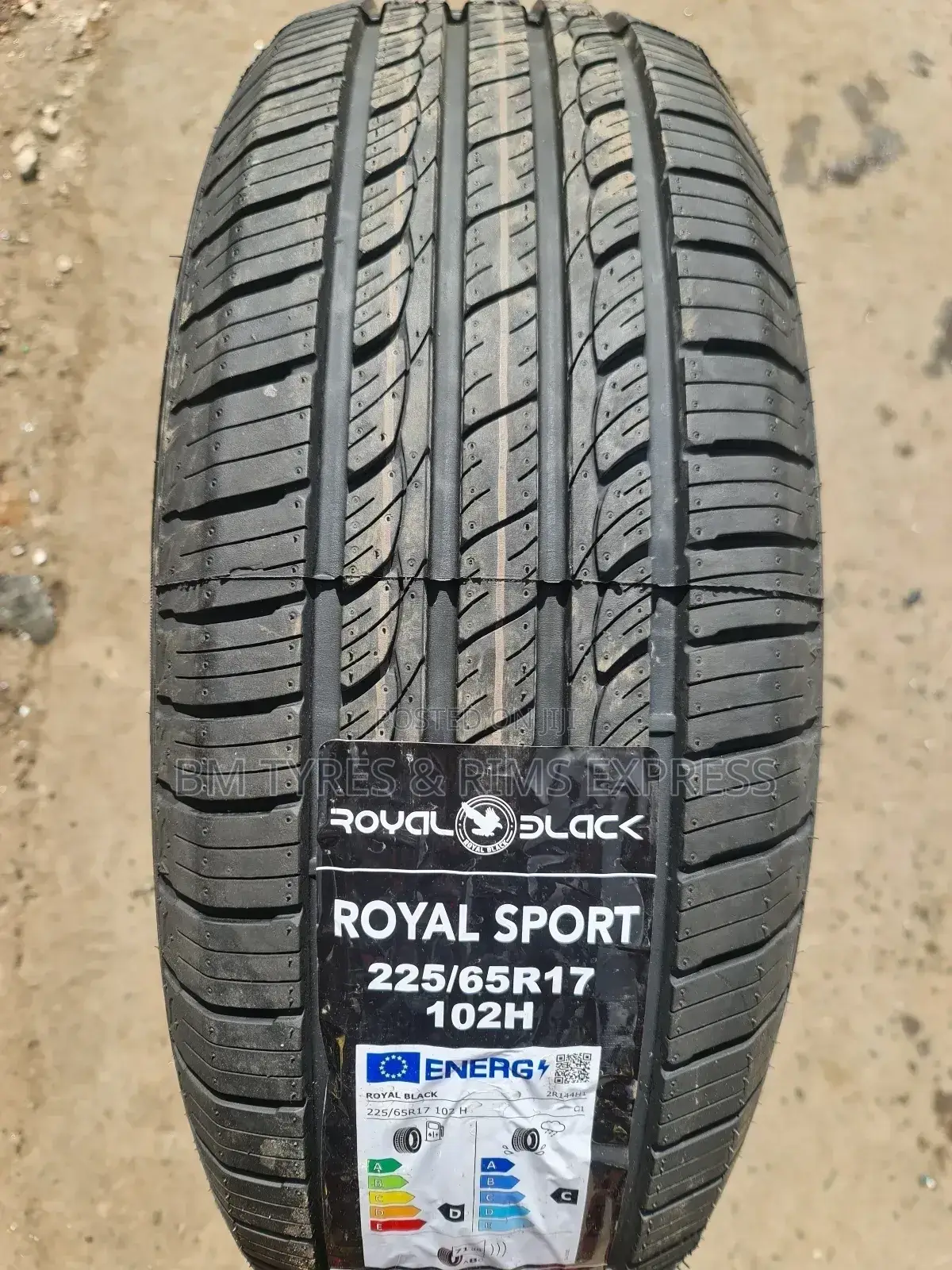 225 /65 R17 Royalblack (Highway)