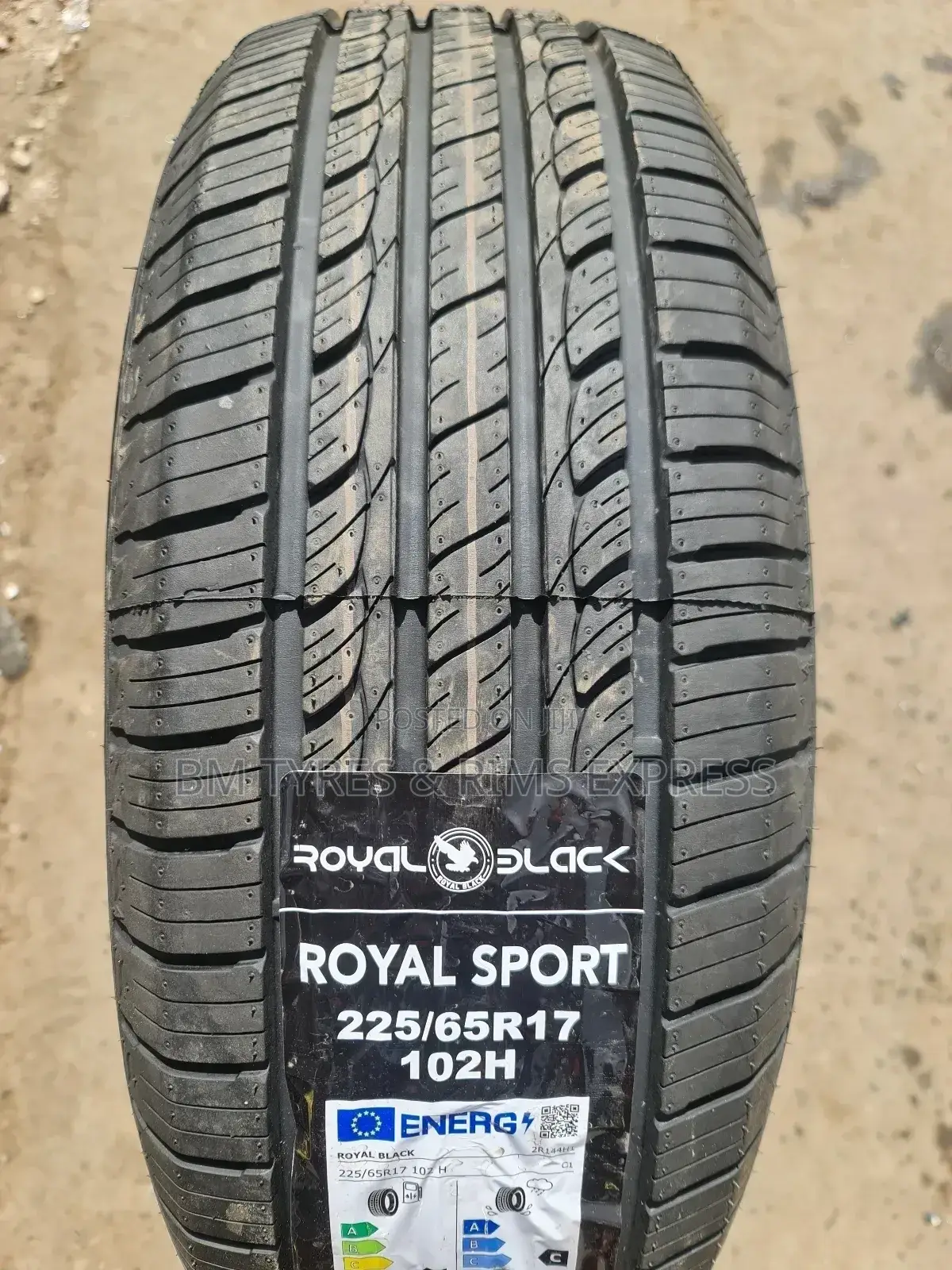 225 /65 R17 Royalblack (Highway)