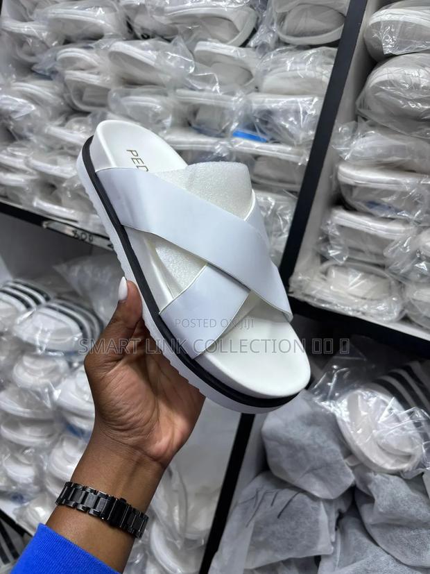 Pedro Sandals - thumbnail 2