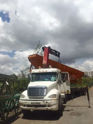 Transit Trailers With Crane for Lifting Are Accessible