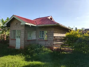 Karatina/ Ngandu 1 Acre With a House.