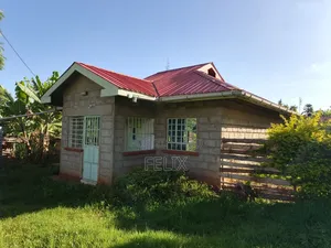 Karatina/ Ngandu 1 Acre With a House.