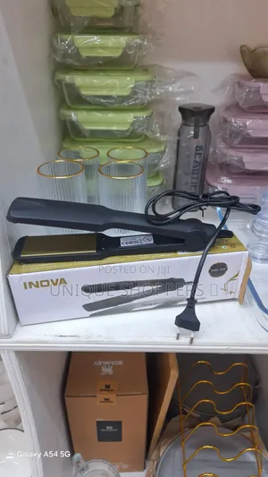 Inova Hair Straightener