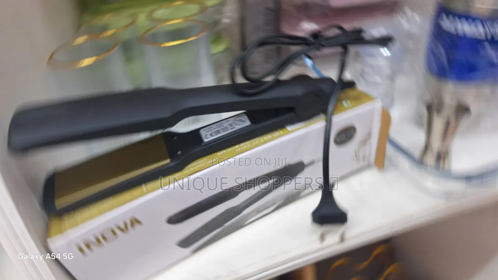 Inova Hair Straightener