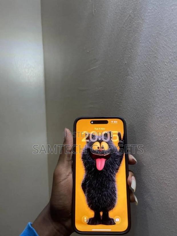 Apple iPhone 15 Pro 256 GB Gray - thumbnail 3