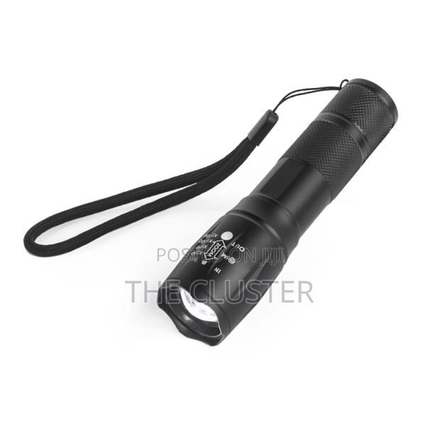 Telescopic Zoom Flashlight