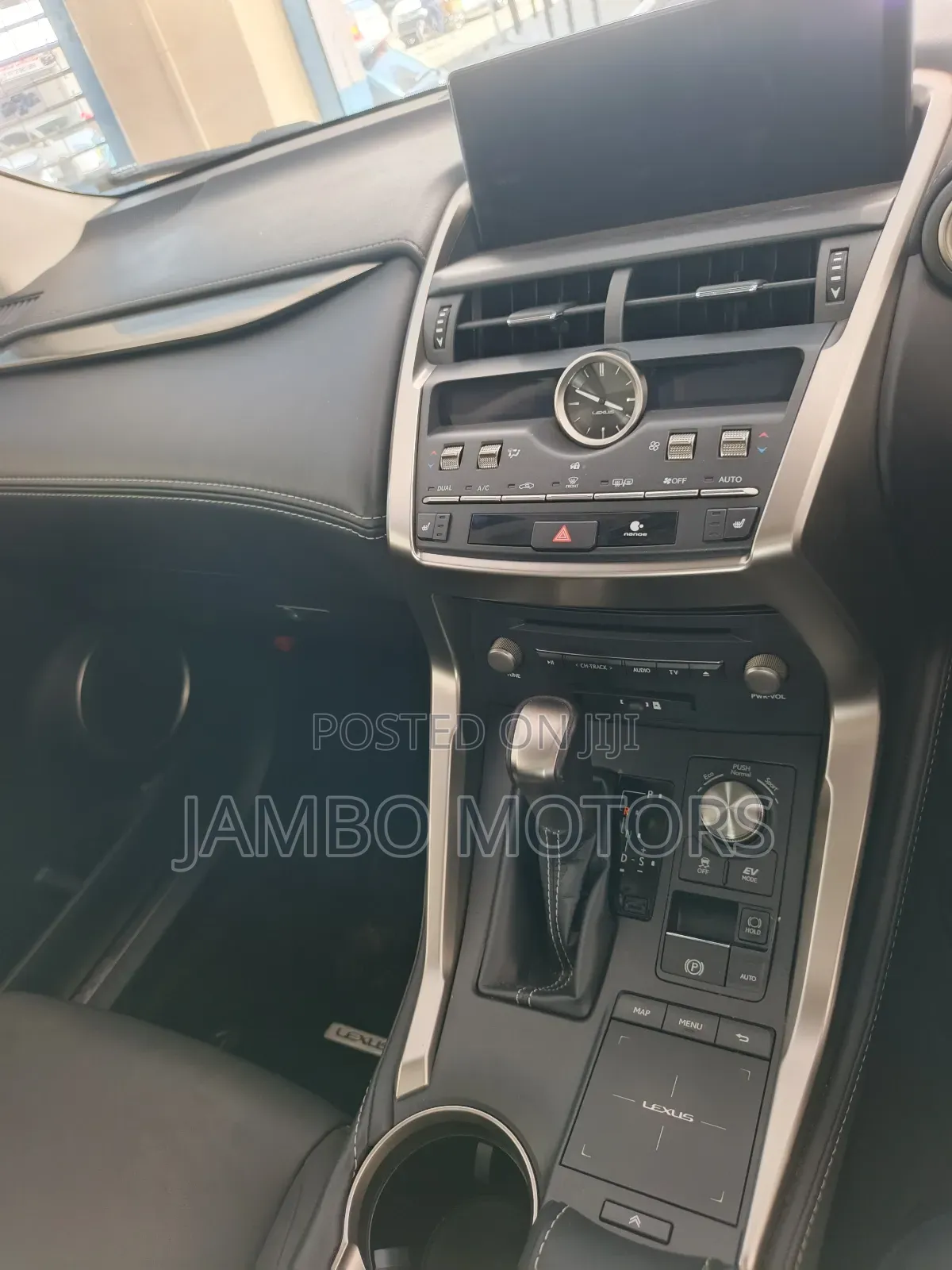 Lexus NX 300h 2019 Silver