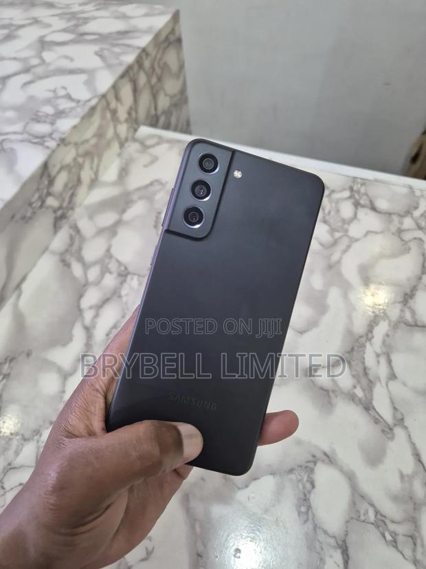 Samsung Galaxy S21 FE 5G 128 GB Gray - main view