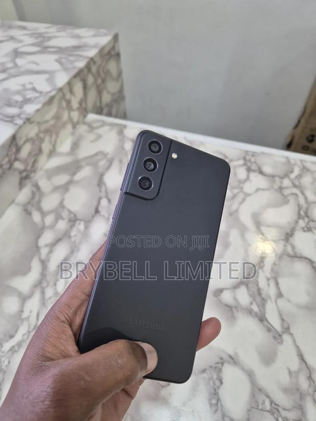 Samsung Galaxy S21 FE 5G 128 GB Gray - thumbnail 12