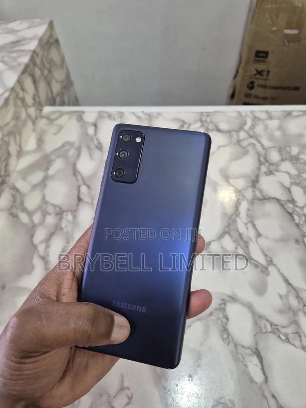 Samsung Galaxy S20 FE 128 GB Blue - thumbnail 4