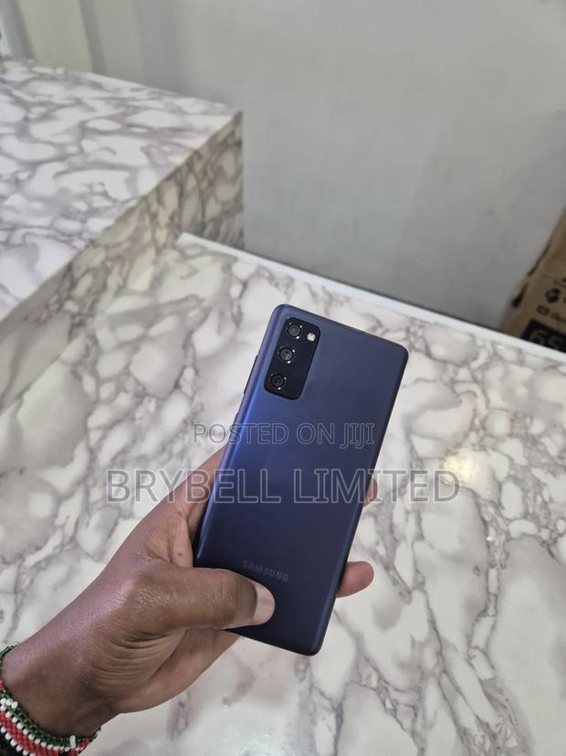 Samsung Galaxy S20 FE 128 GB Blue - thumbnail 10