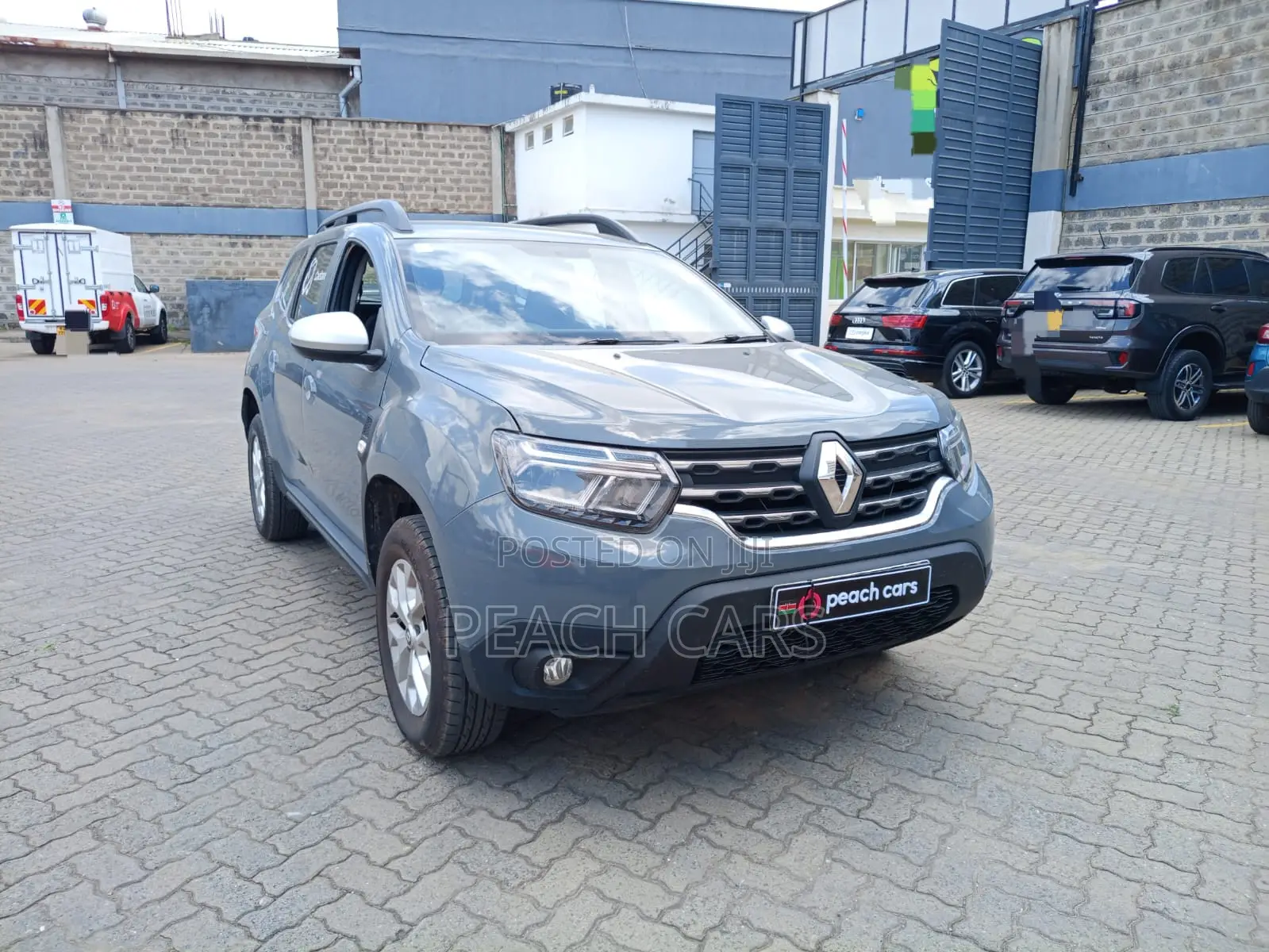 Renault Duster 2023 Gray