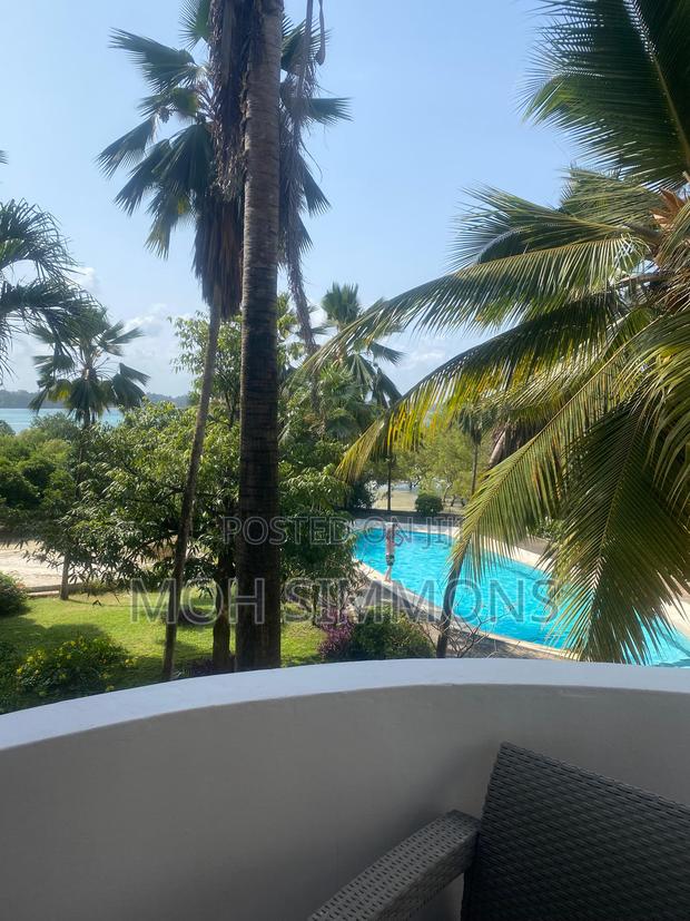 Budget 2/3 Beachfront Nyali - thumbnail 14