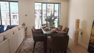 3bdrm Apartment in Gateway Mall Area for sale