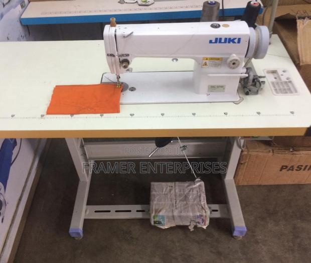 DDL Sewing Machine - main view