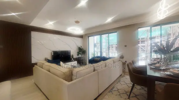 4bdrm Apartment in Gateway Mall Area for sale