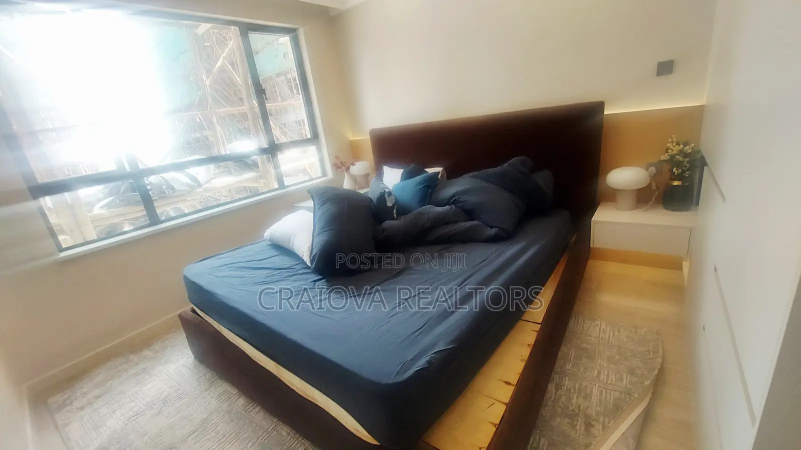 4bdrm Apartment in Gateway Mall Area for sale