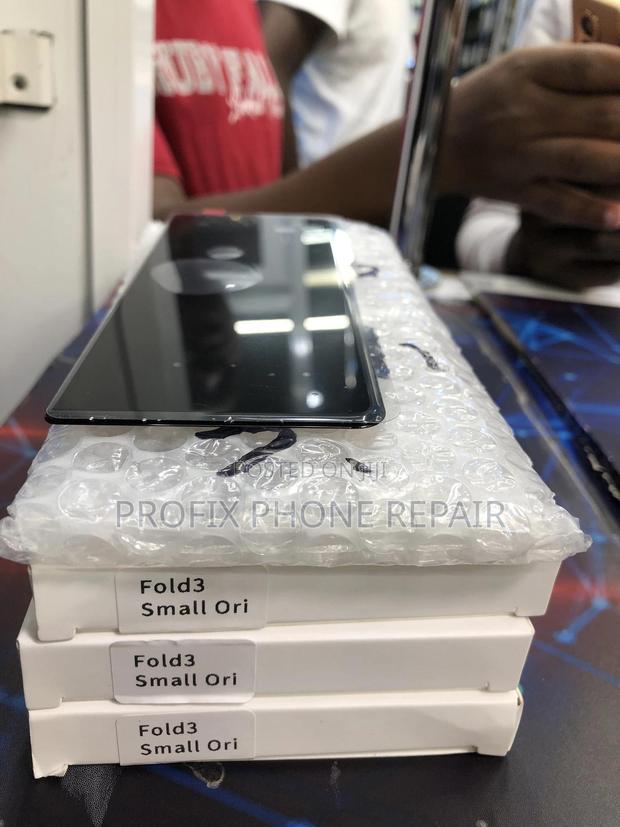 Original Samsung Z Fold 3 Small Screen Replacement+Installation - main view