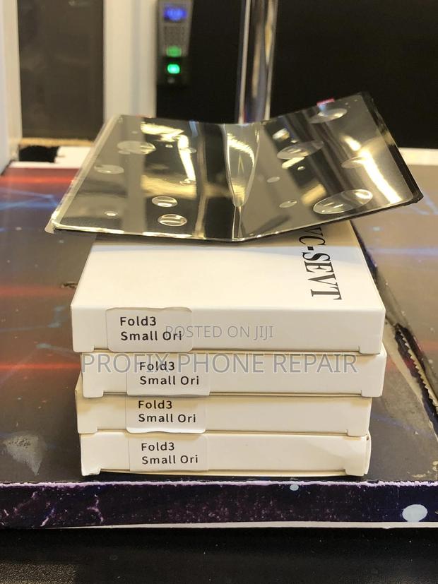 Original Samsung Galaxy Fold 3 Big Screen Repair+Install - thumbnail 2