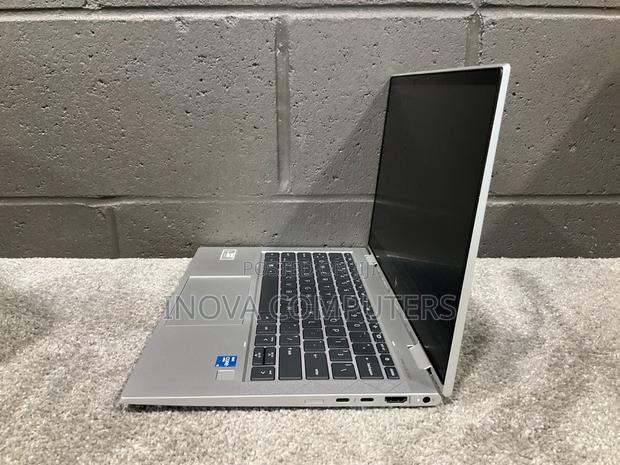 Laptop HP EliteBook 830 G8 8GB Intel Core I5 SSD 256GB - thumbnail 2