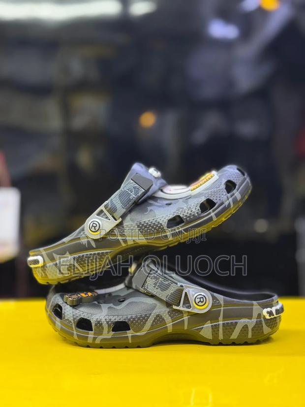 Bape  Classic Clog “ Camo ” - thumbnail 5