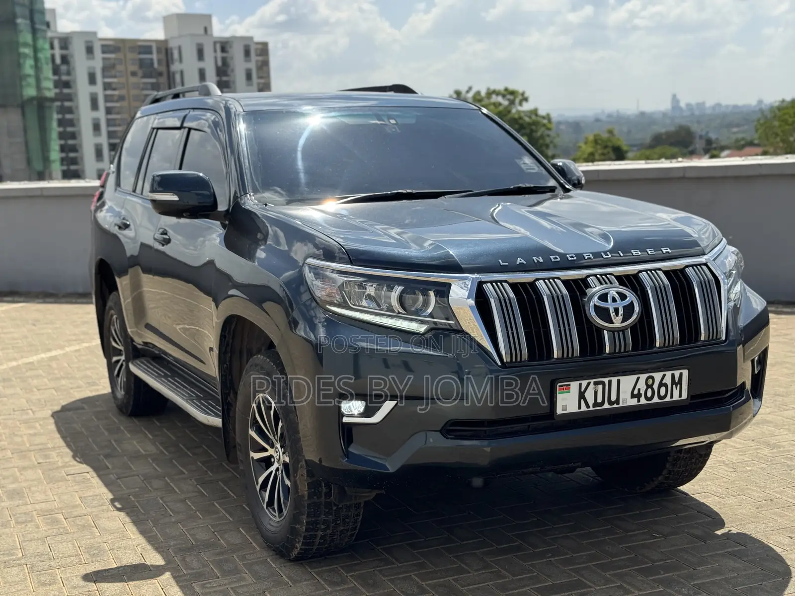 Toyota Land Cruiser 2010 Black
