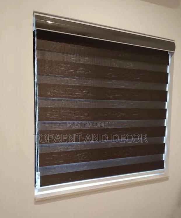 Customised Horizontal Office Window Blinds That Fit Any Window Size - main view