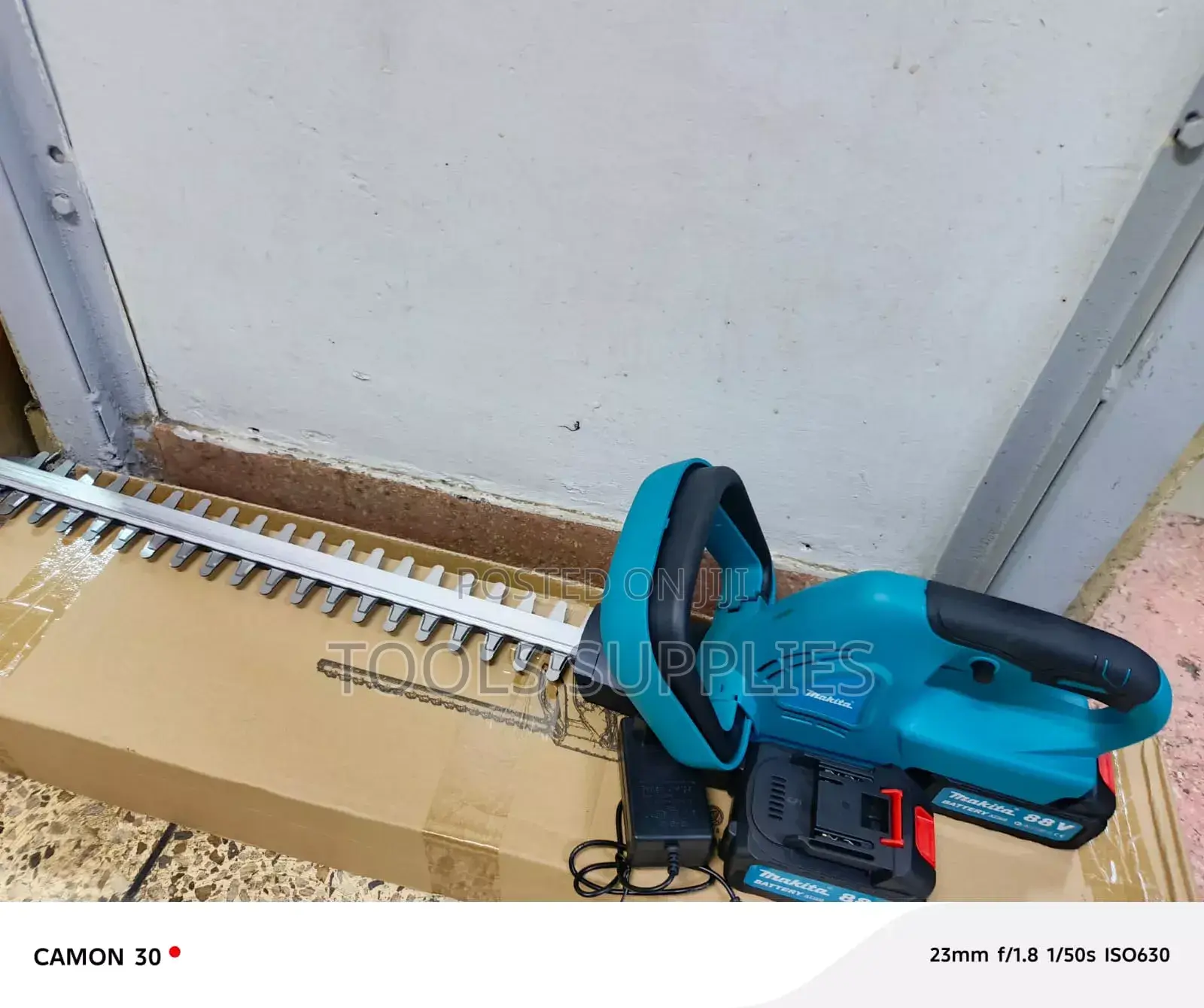 Cordless Hedge Trimmer/Cordless Hedge Trimmer