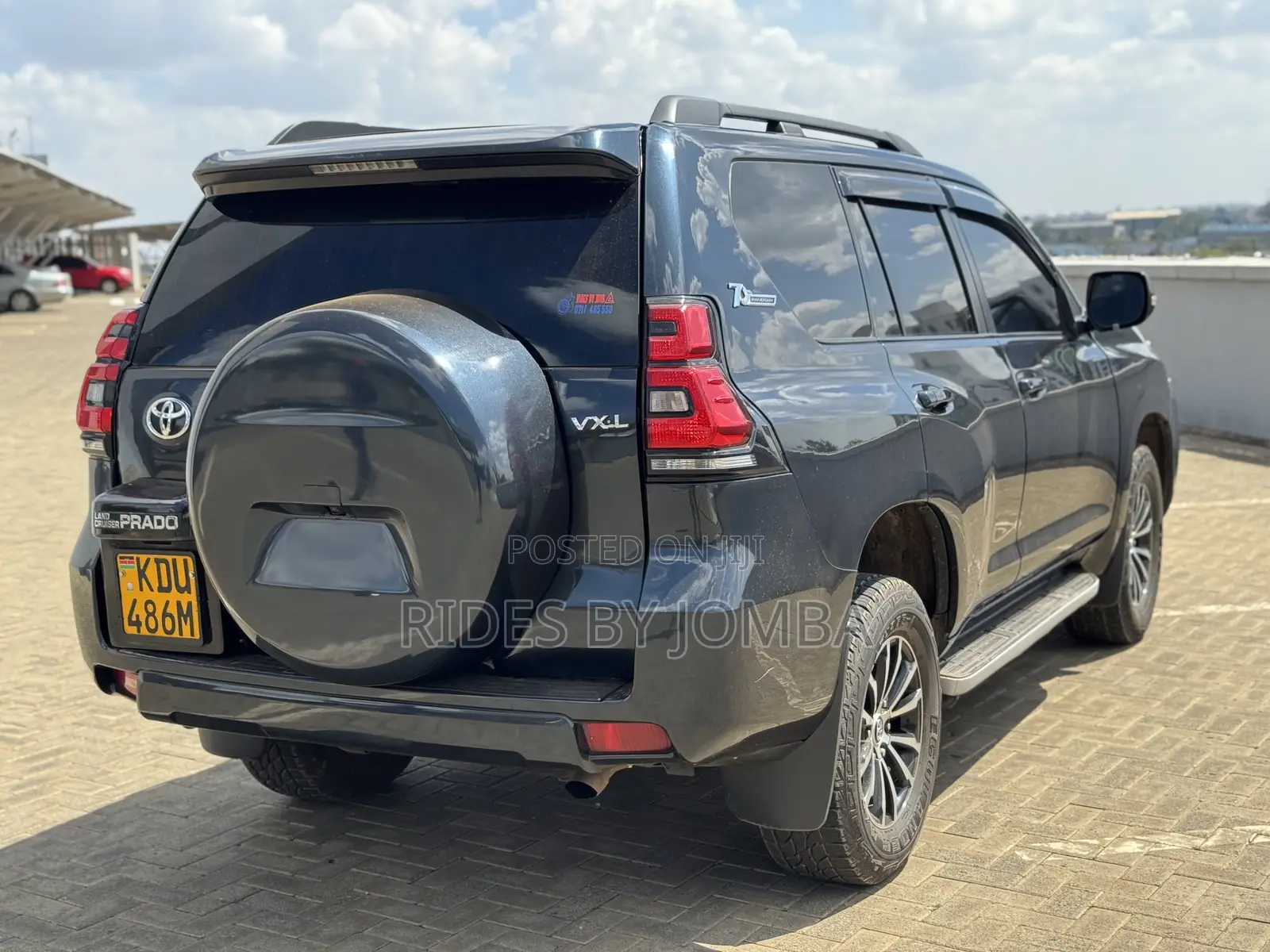 Toyota Land Cruiser 2010 Black