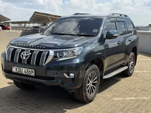 Toyota Land Cruiser 2010 Black
