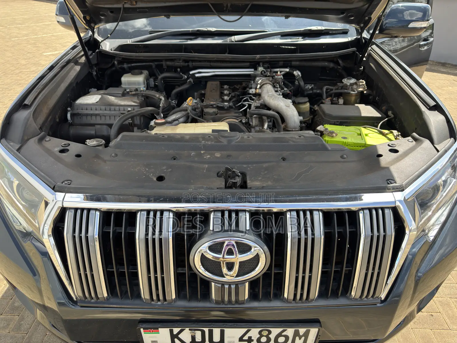 Toyota Land Cruiser 2010 Black